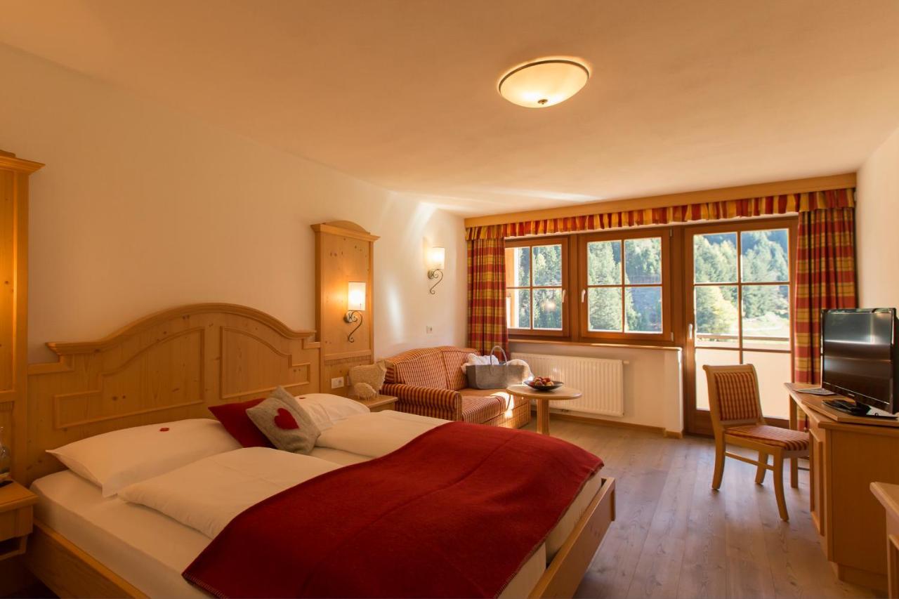 Berghotel Johanneshof Anterselva di Mezzo Exterior foto