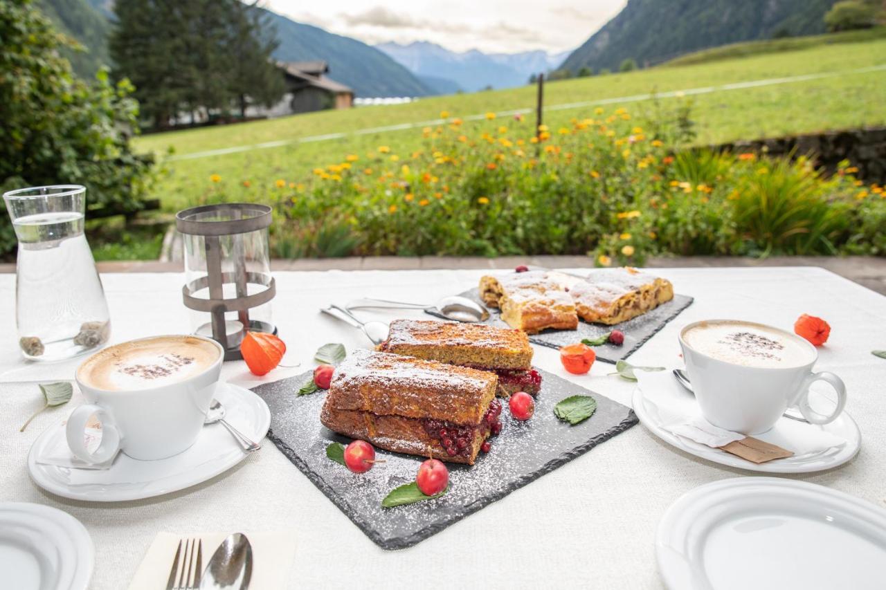 Berghotel Johanneshof Anterselva di Mezzo Exterior foto